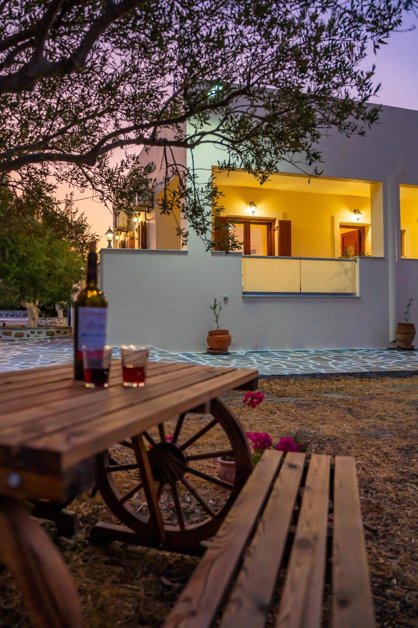 Olive #4 * Karpathos Town (Pigadia)