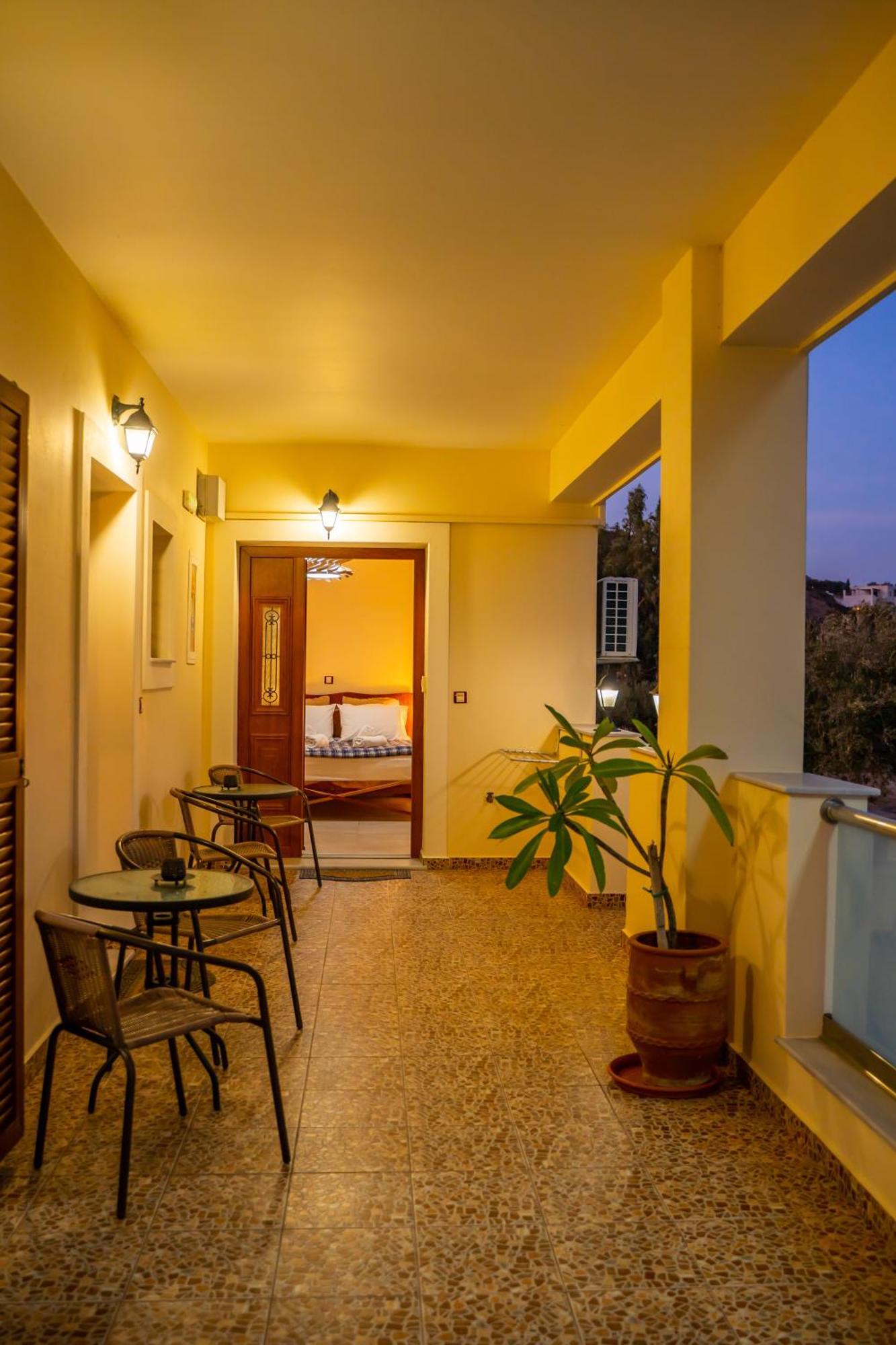 Apartment Olive #4 Karpathos Town (Pigadia)